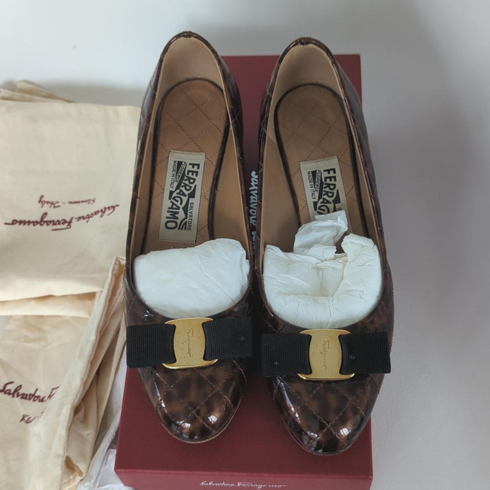 Faragamo Flats size 6.5